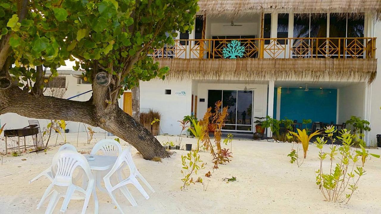 Seven Corals Hotel Maafushi Kültér fotó