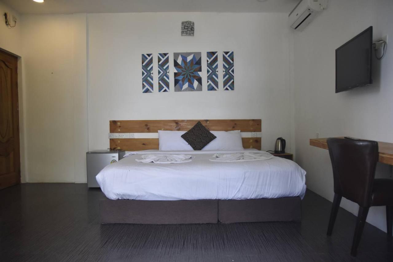 Seven Corals Hotel Maafushi Kültér fotó
