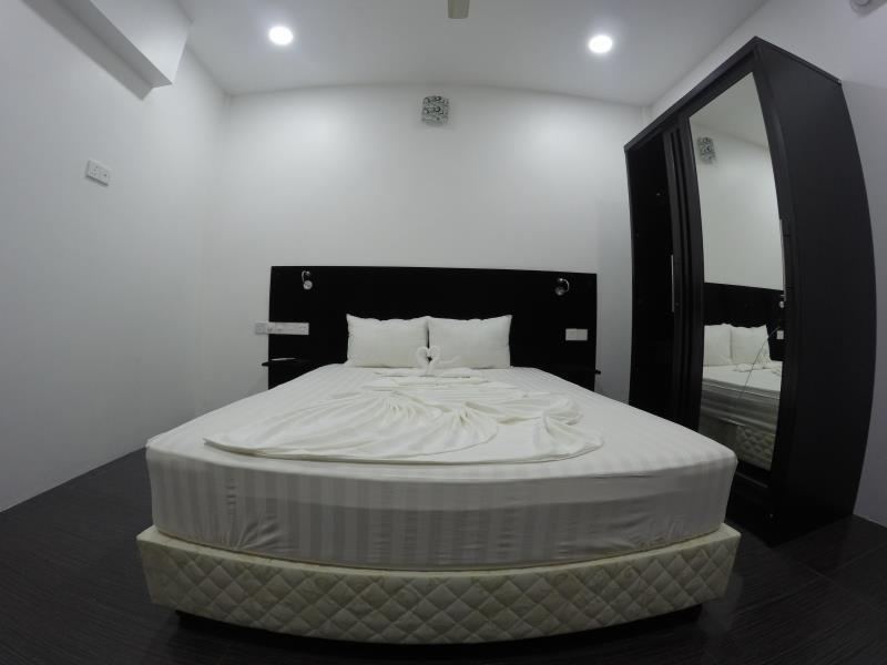 Seven Corals Hotel Maafushi Kültér fotó